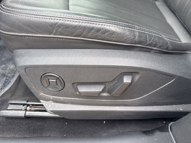 Used 2023 Audi e-tron Premium Plus w/ Premium Plus Package image 15