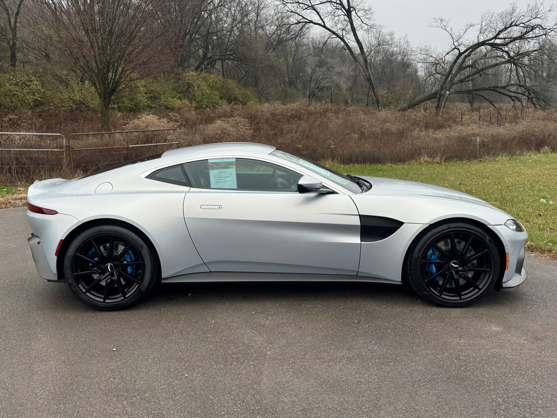 Used 2020 Aston Martin V8 Vantage Coupe image 7