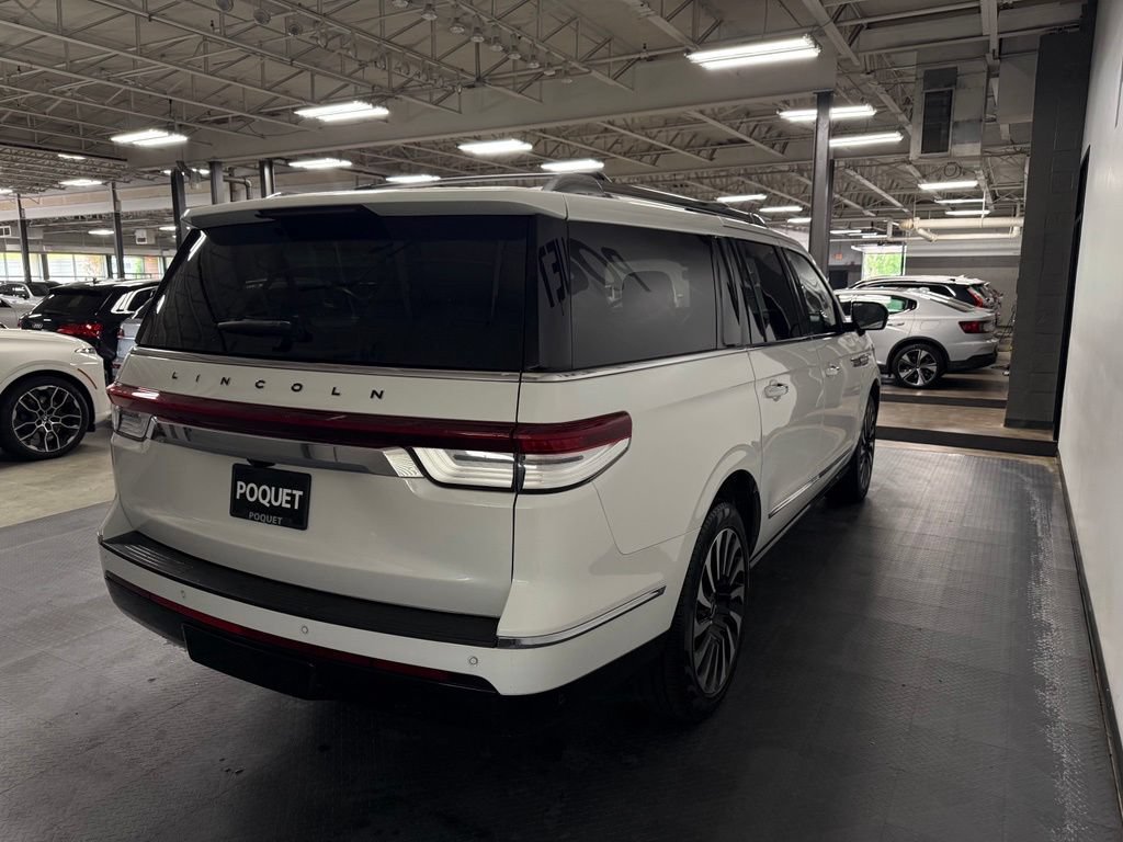 Used 2022 Lincoln Navigator L Black Label AWD/4WD image 4