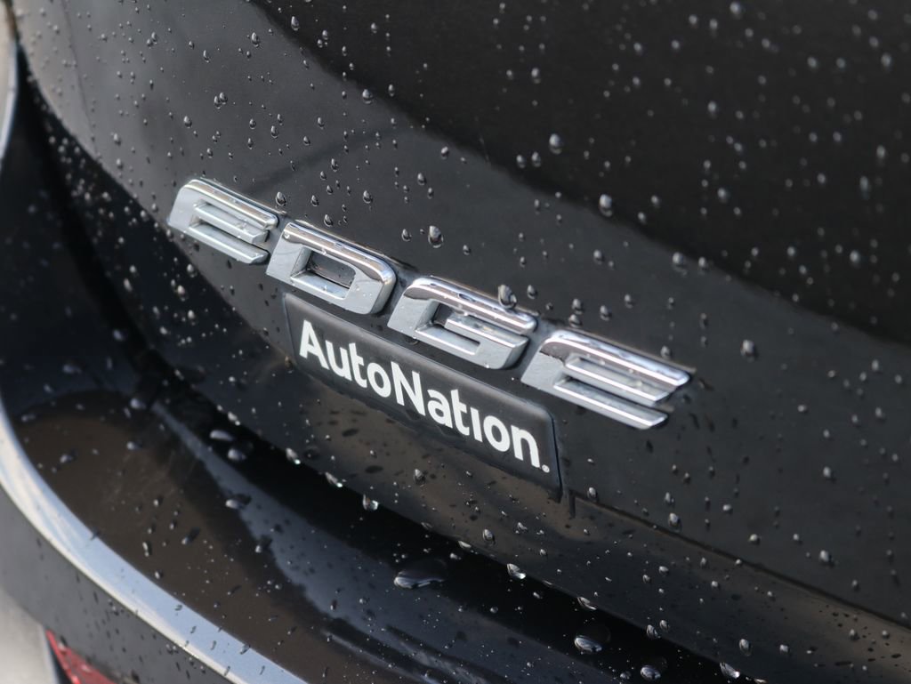 Used 2015 Ford Edge SEL w/ Equipment Group 201A AWD/4WD image 14
