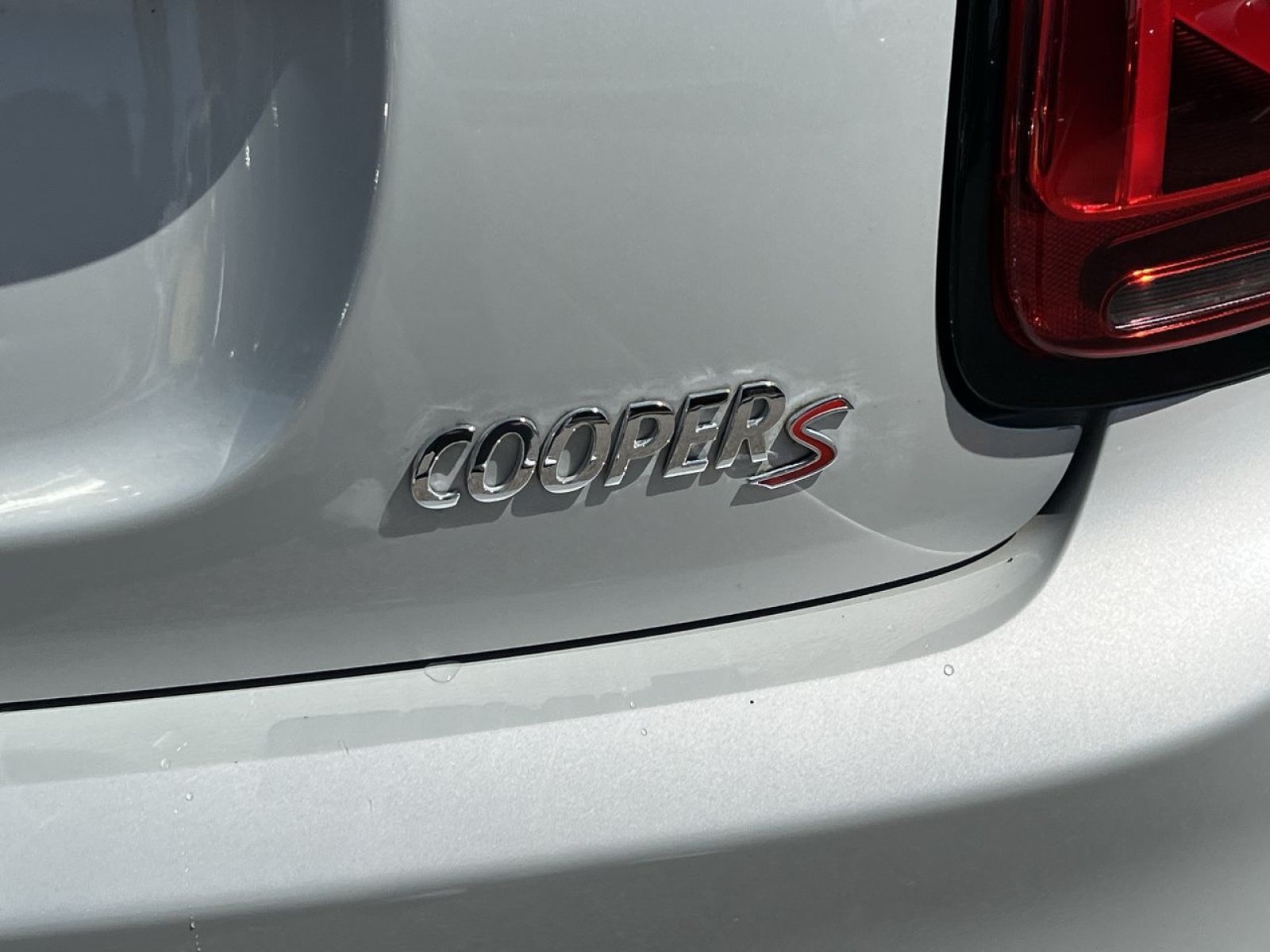 Used 2019 MINI Cooper S w/ Driver Assistance Package FWD image 25
