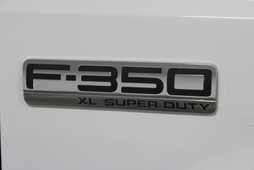 Used 2006 Ford F350 XL RWD image 16