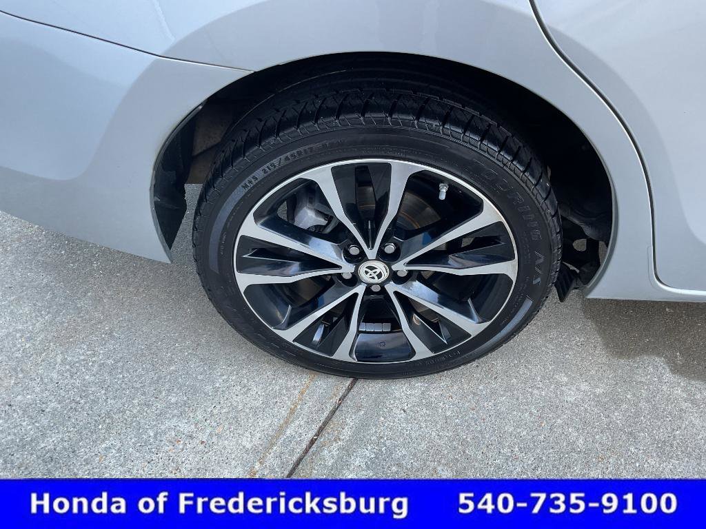 Used 2018 Toyota Corolla SE image 12
