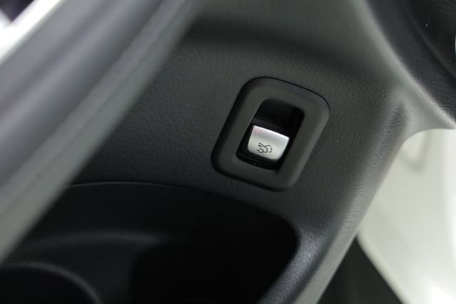 Used 2022 Mercedes-Benz GLC 300 4MATIC Coupe image 34
