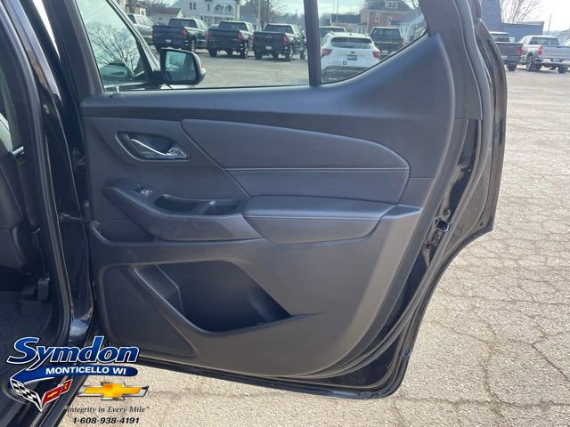 Used 2023 Chevrolet Traverse Premier w/ Redline Edition image 25