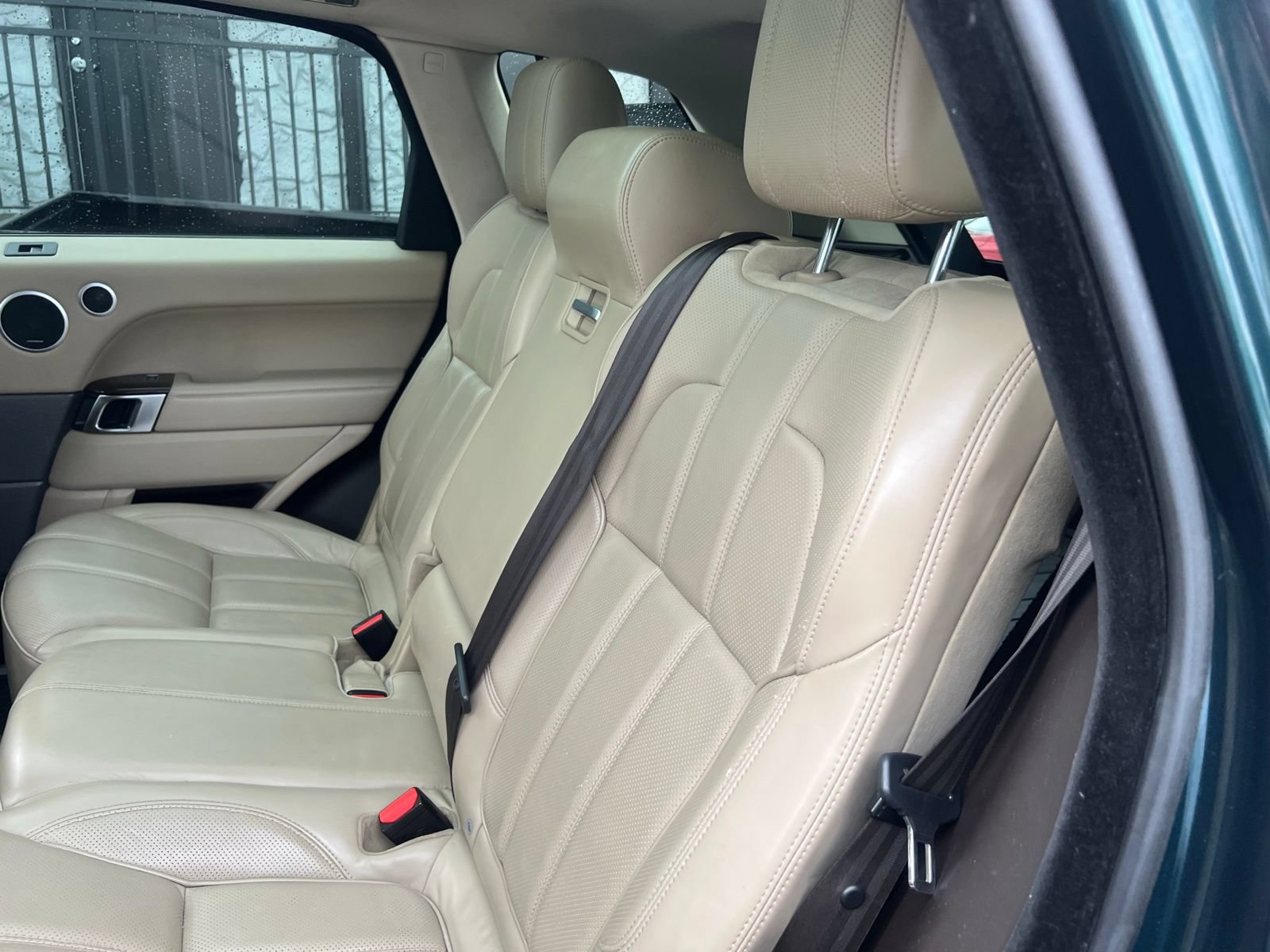 Used 2016 Land Rover Range Rover Sport HSE AWD/4WD image 19