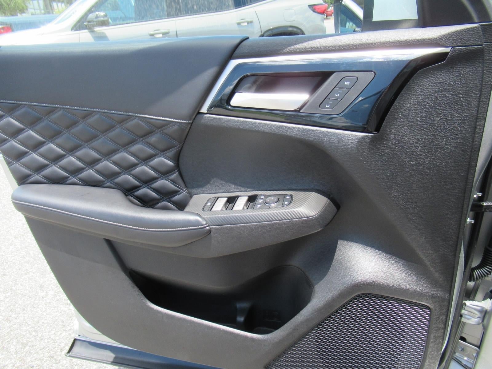 Used 2023 Mitsubishi Outlander SEL FWD image 19