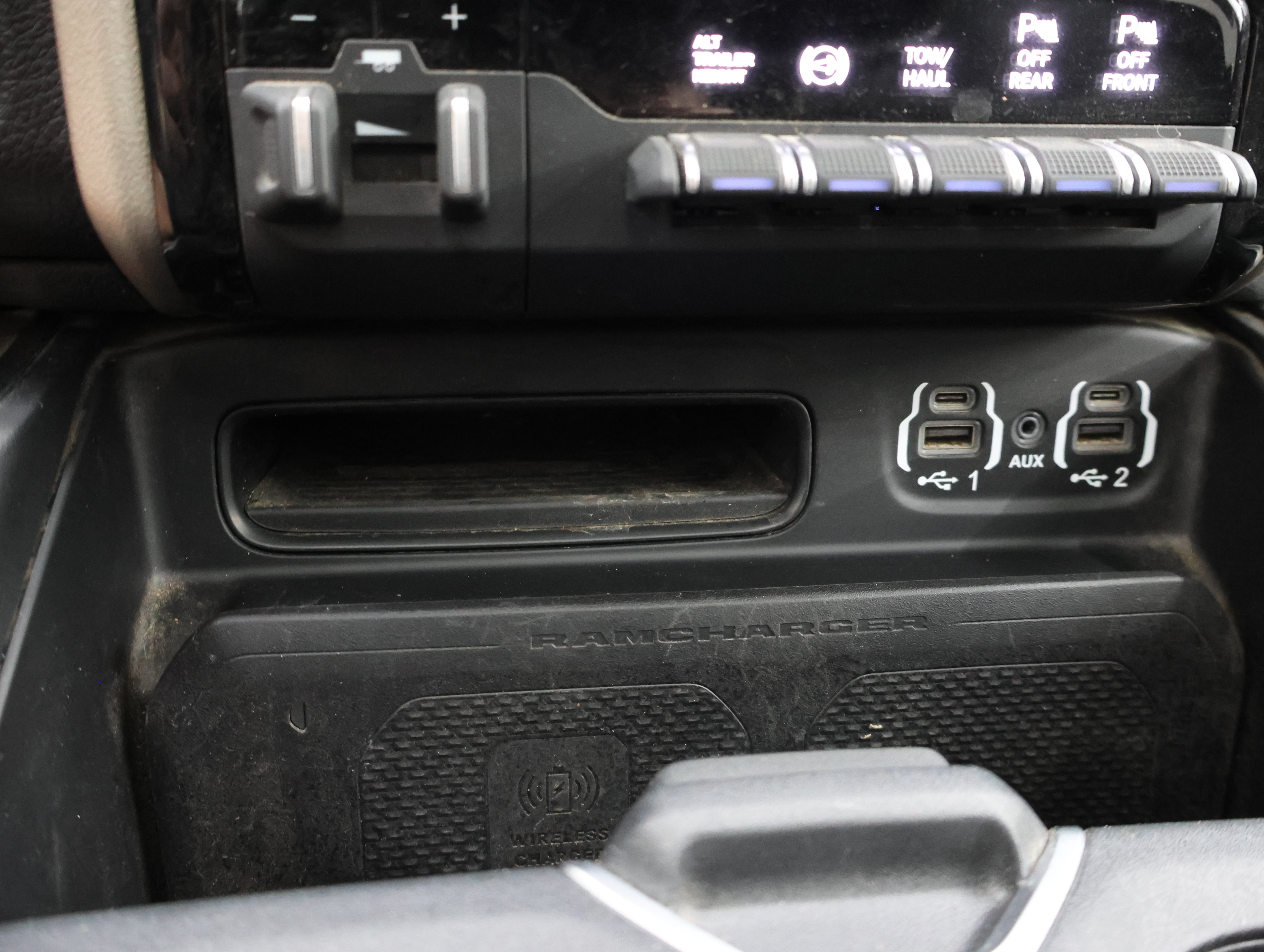 Used 2022 RAM 3500 Laramie AWD/4WD image 49