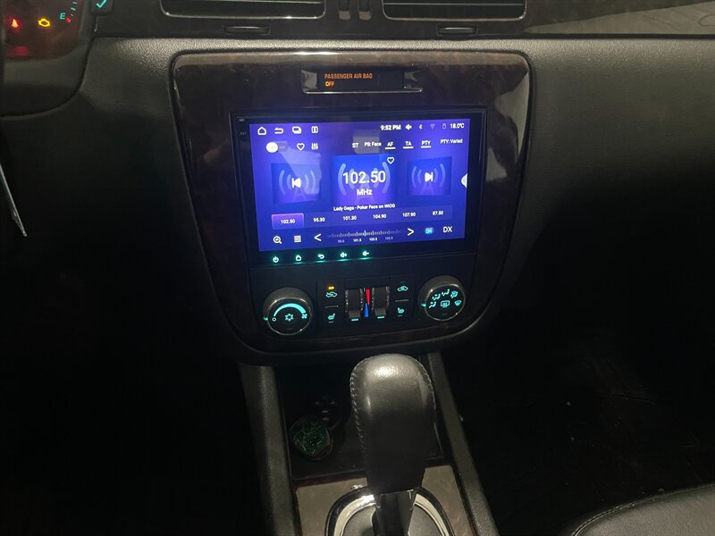 Used 2013 Chevrolet Impala LTZ FWD image 13