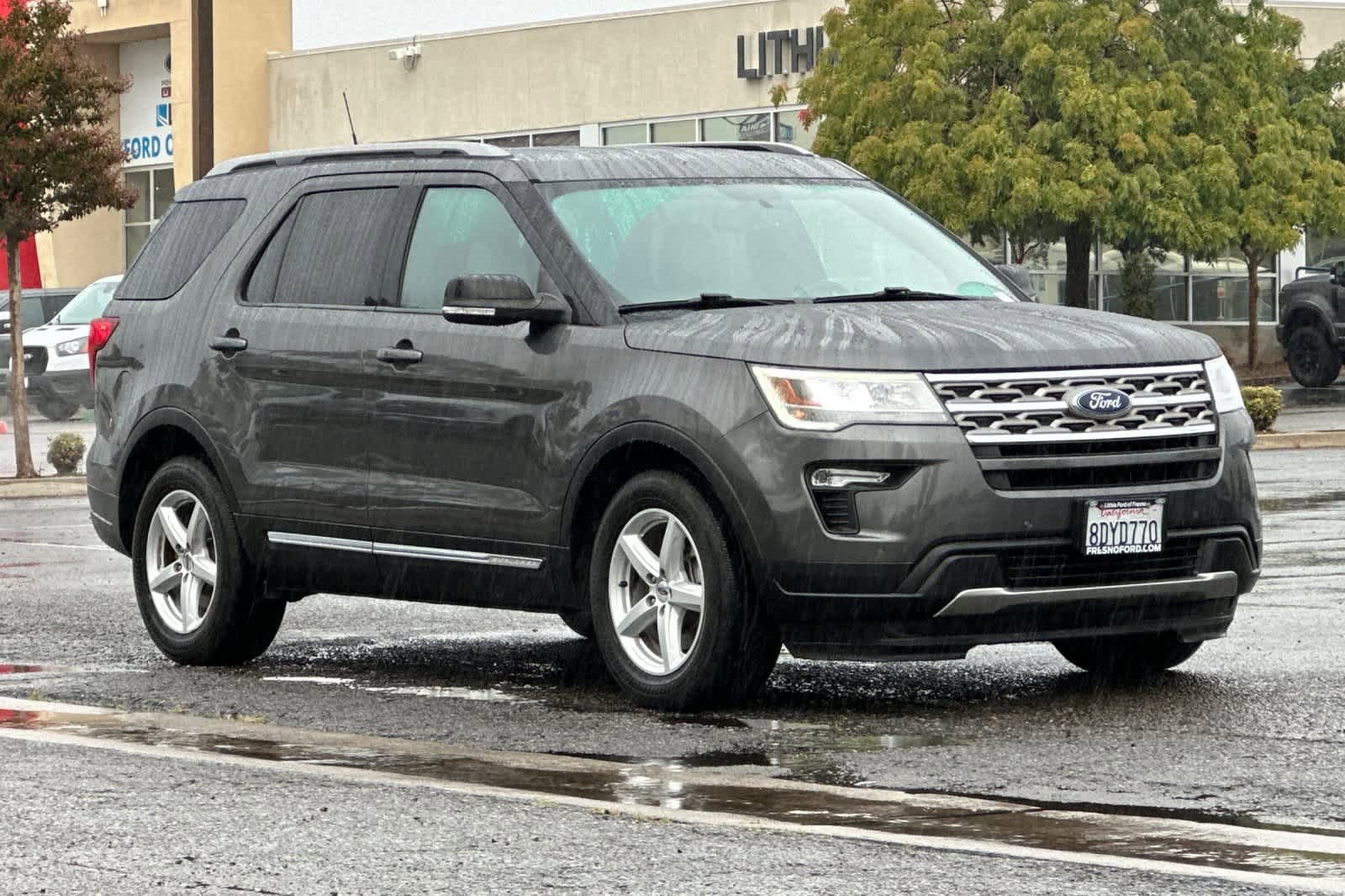 Used 2018 Ford Explorer XLT w/ Equipment Group 202A image 10