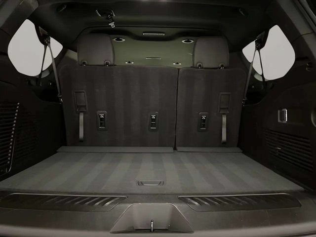 Used 2025 Chevrolet Suburban LT RWD image 86