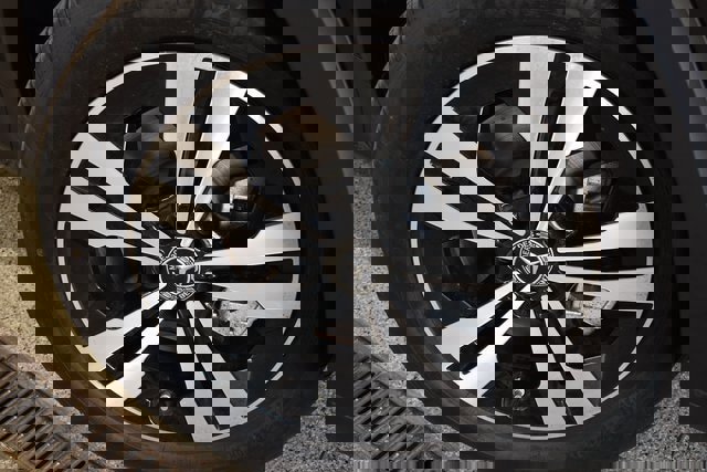 New 2025 Mercedes-Benz GLB 250 4MATIC image 14