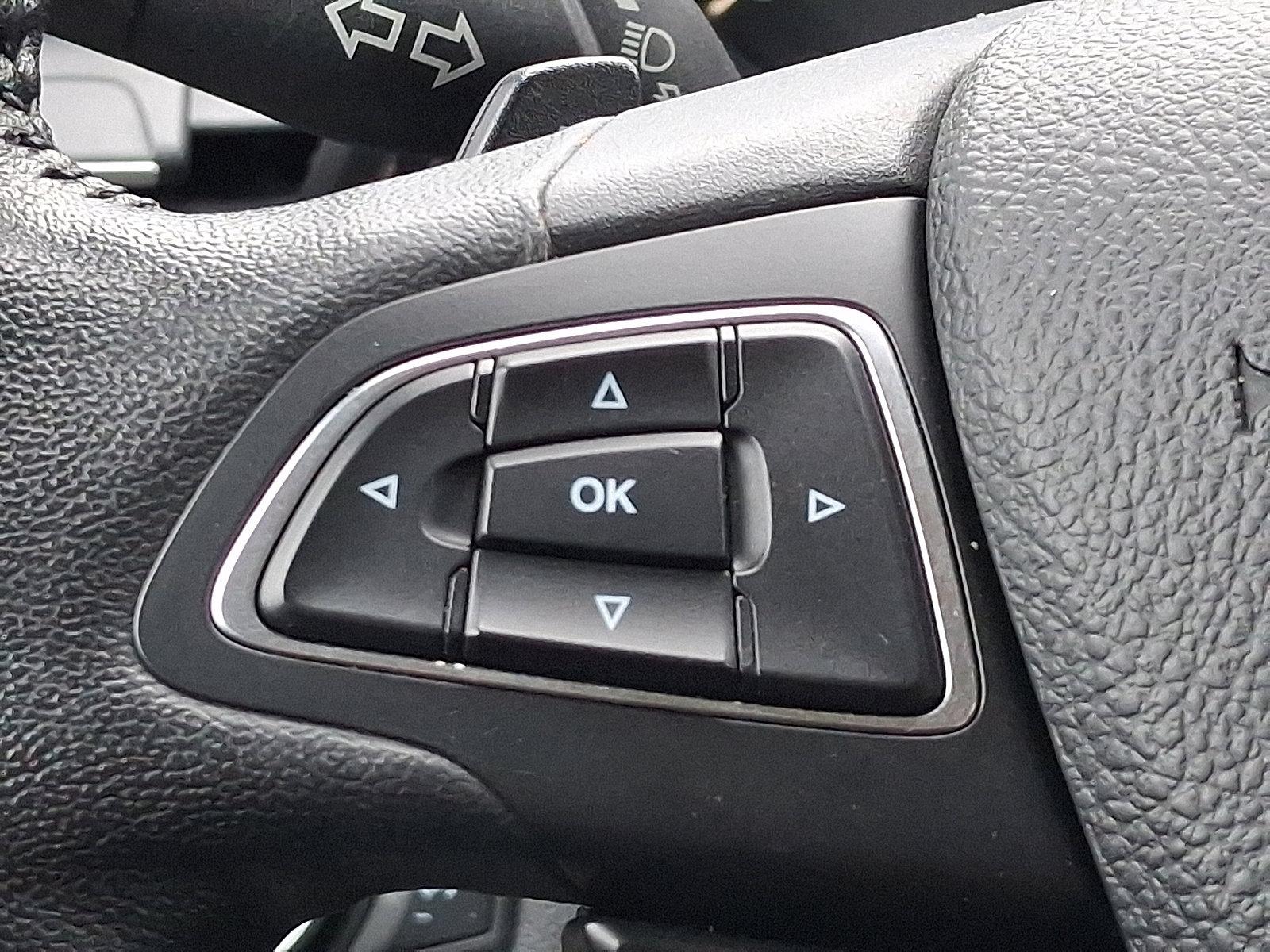 Used 2017 Ford Escape Titanium image 20