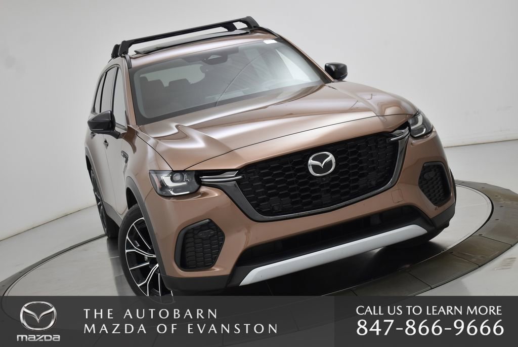 Used 2025 MAZDA CX-70 Plug-In Hybrid w/ Premium Plus image 2