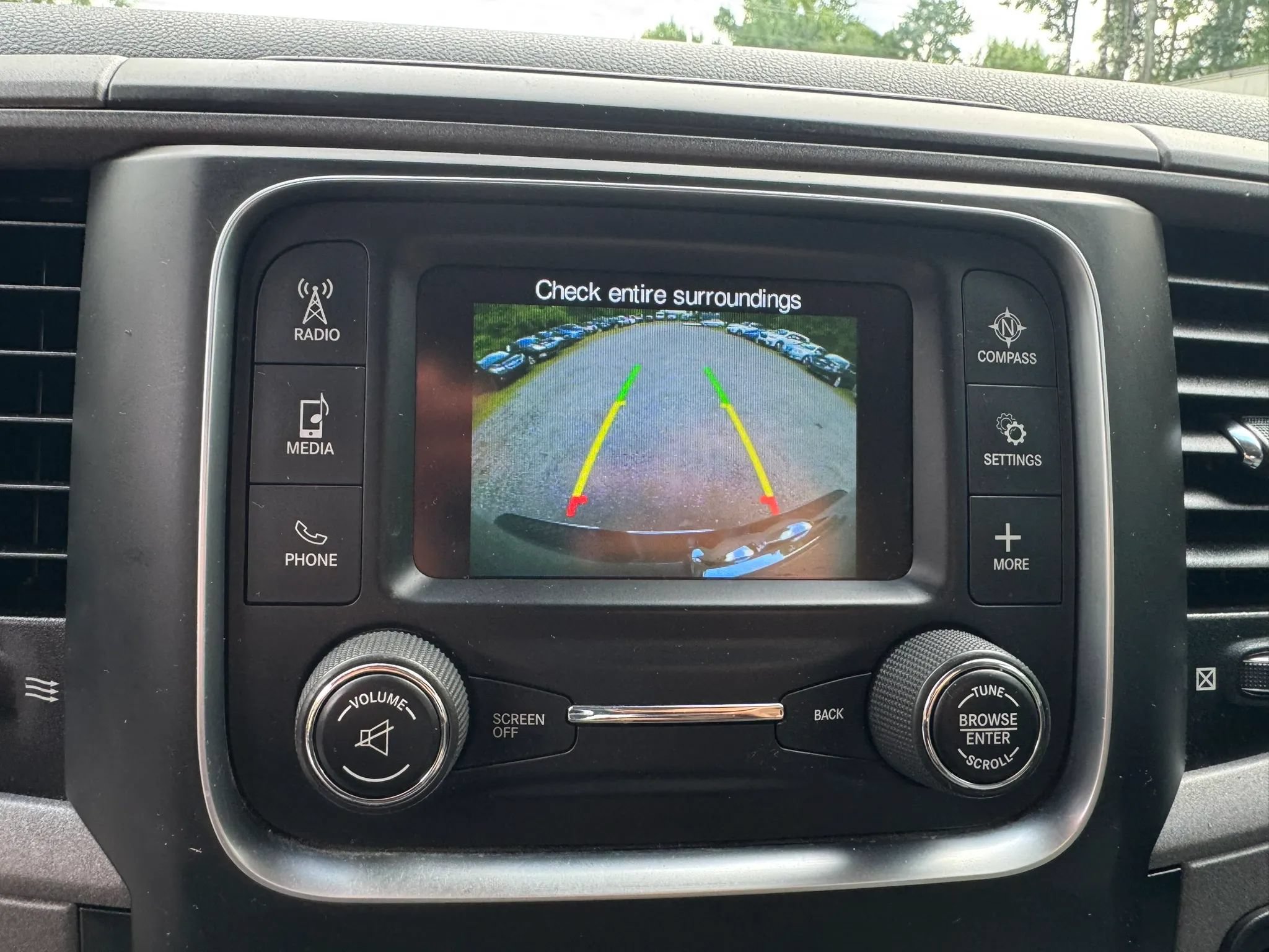 Used 2019 RAM 1500 Express AWD/4WD image 17