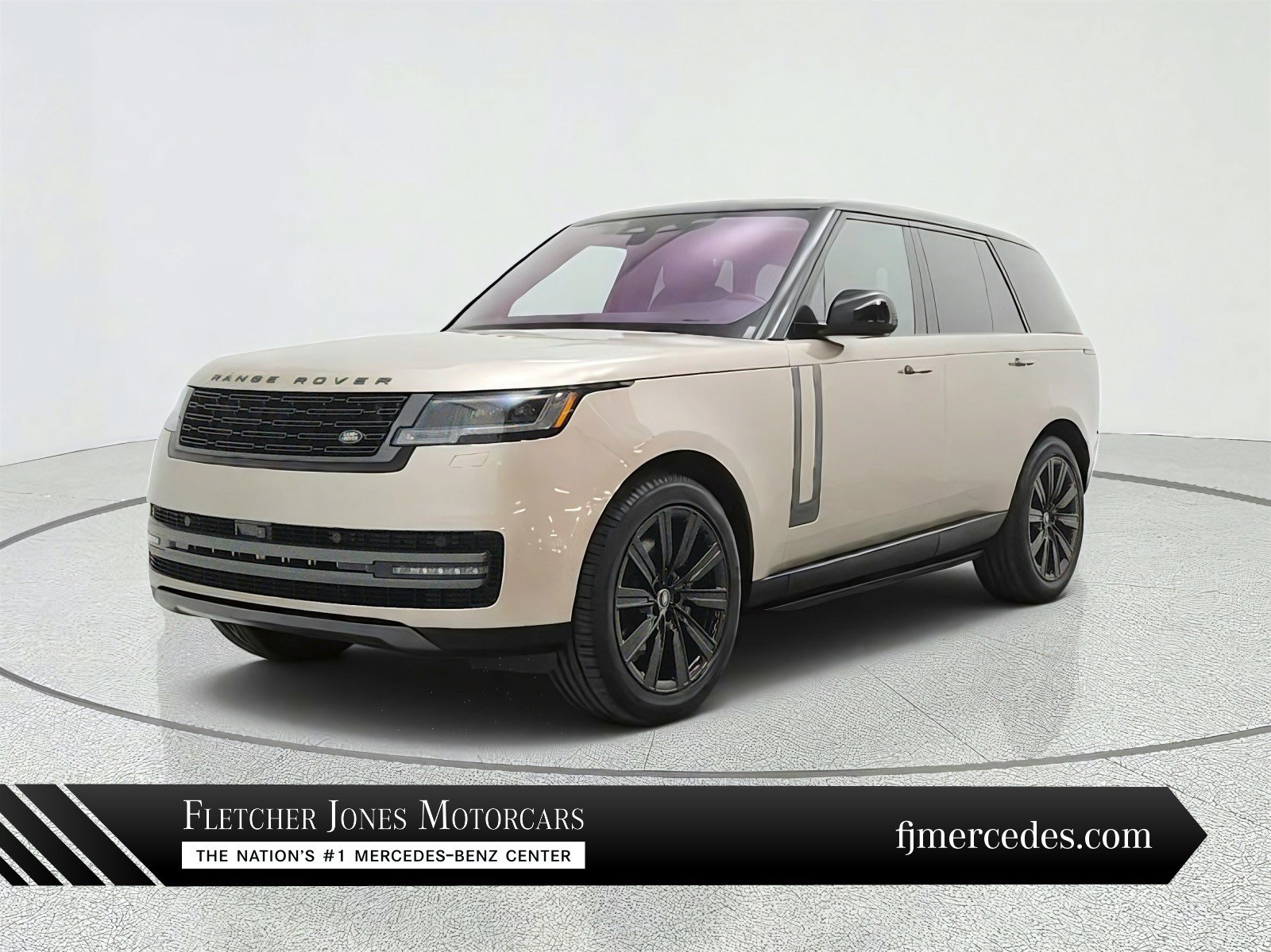 Used 2023 Land Rover Range Rover SE AWD/4WD image 1