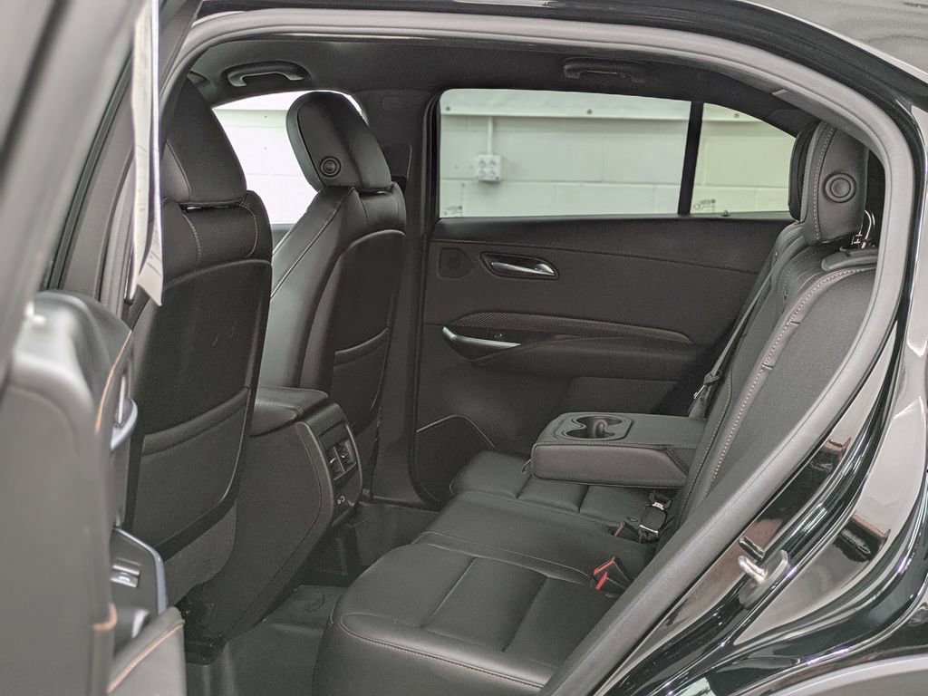 Used 2022 Cadillac XT4 Sport w/ Enhanced Visibility Package AWD/4WD image 14