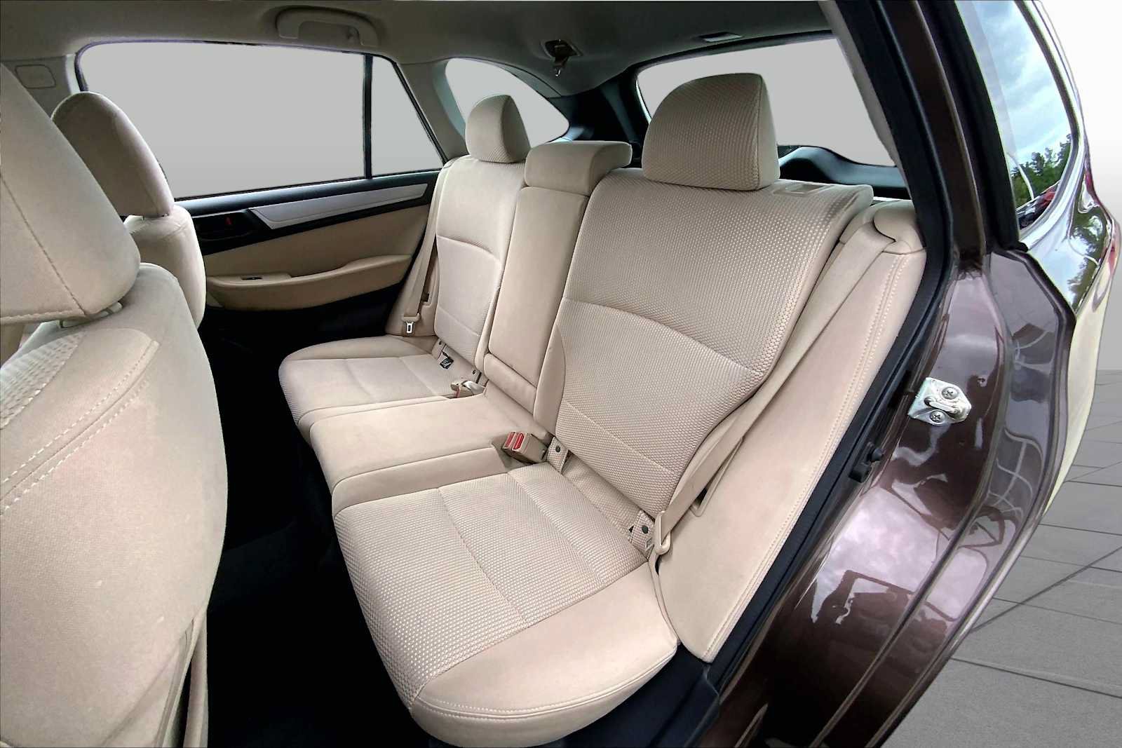 Used 2019 Subaru Outback 2.5i AWD/4WD image 20