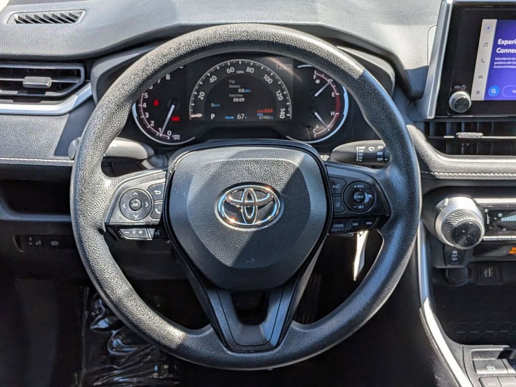 Used 2024 Toyota RAV4 LE image 17