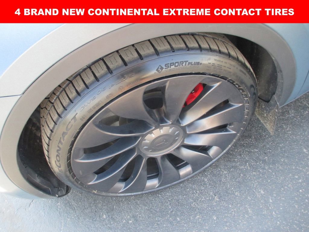 Used 2022 Tesla Model Y Performance image 2