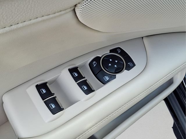 Used 2020 Lincoln MKZ Reserve w/ Monochromatic Package FWD image 19