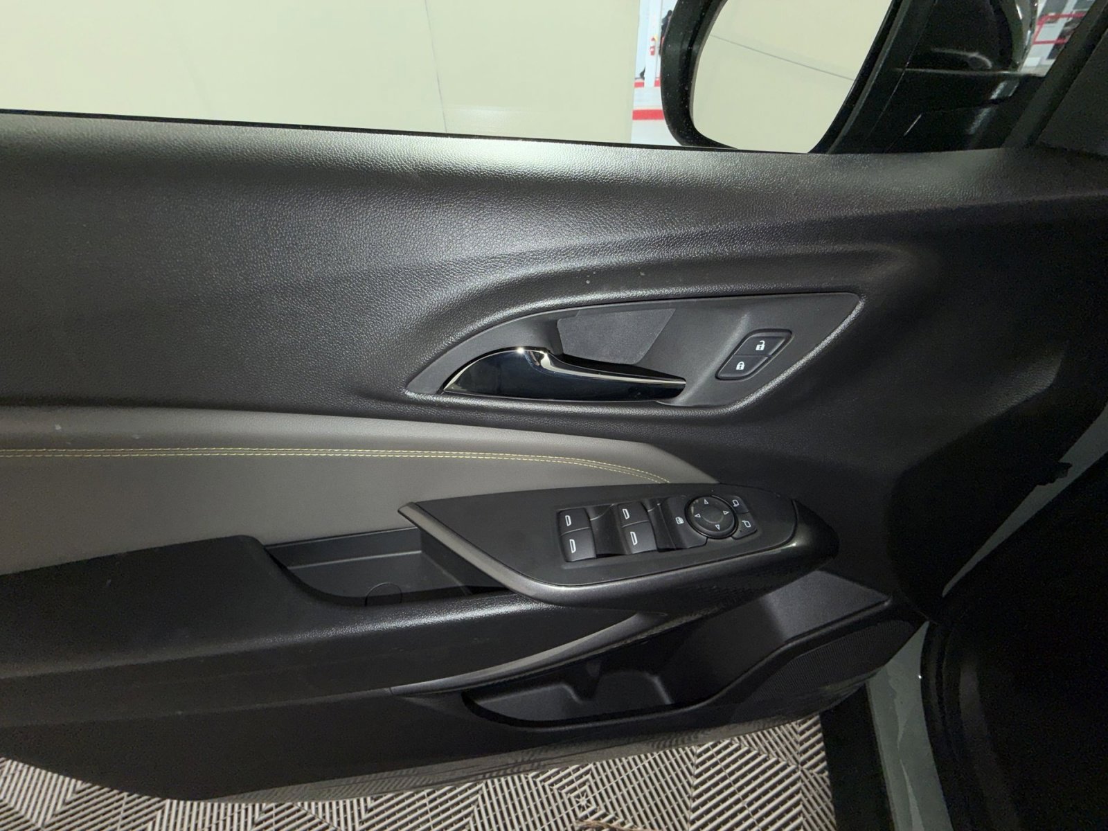 New 2026 Chevrolet Trax ACTIV FWD image 15