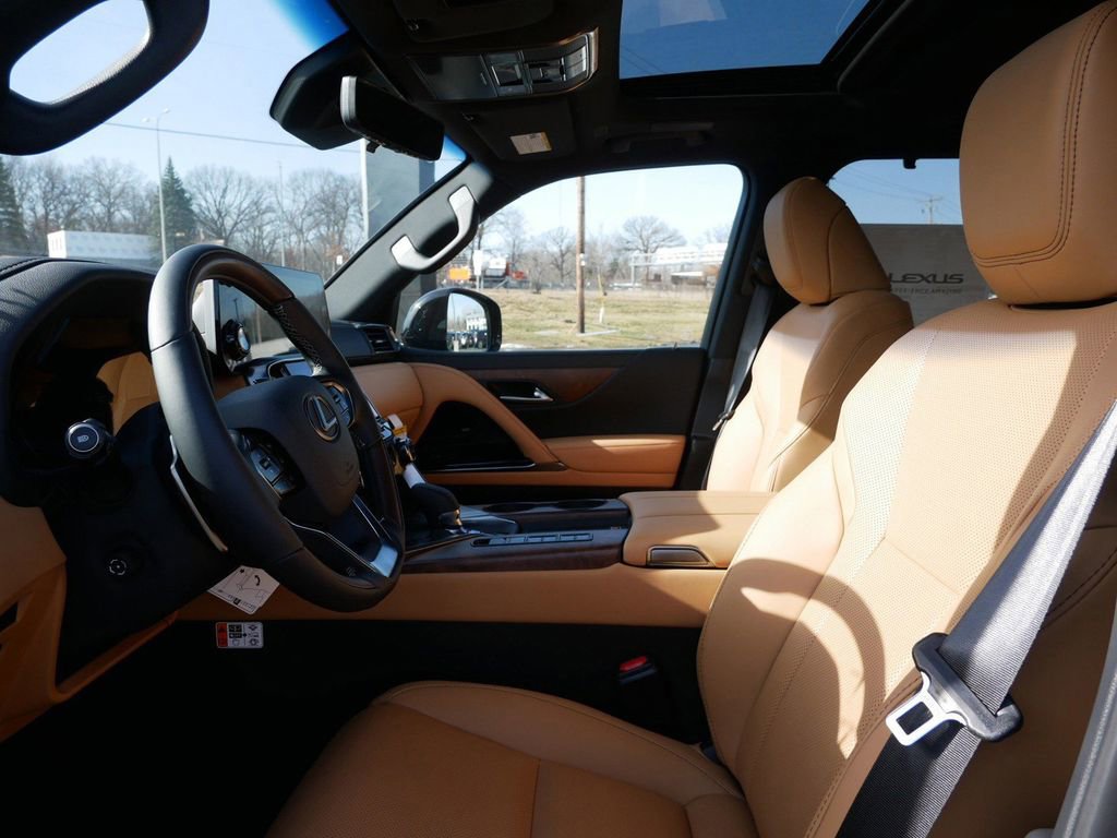 New 2026 Lexus LX 700h Luxury image 9