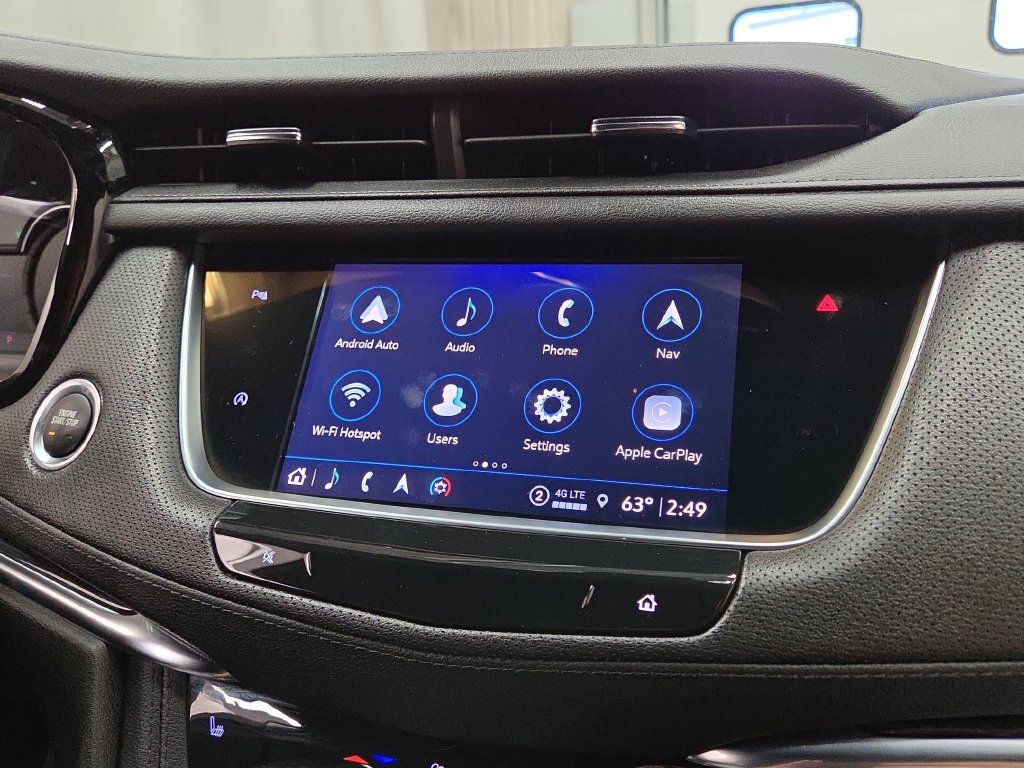 Used 2022 Cadillac XT5 Premium Luxury w/ LPO, Floor Liner Package AWD/4WD image 15
