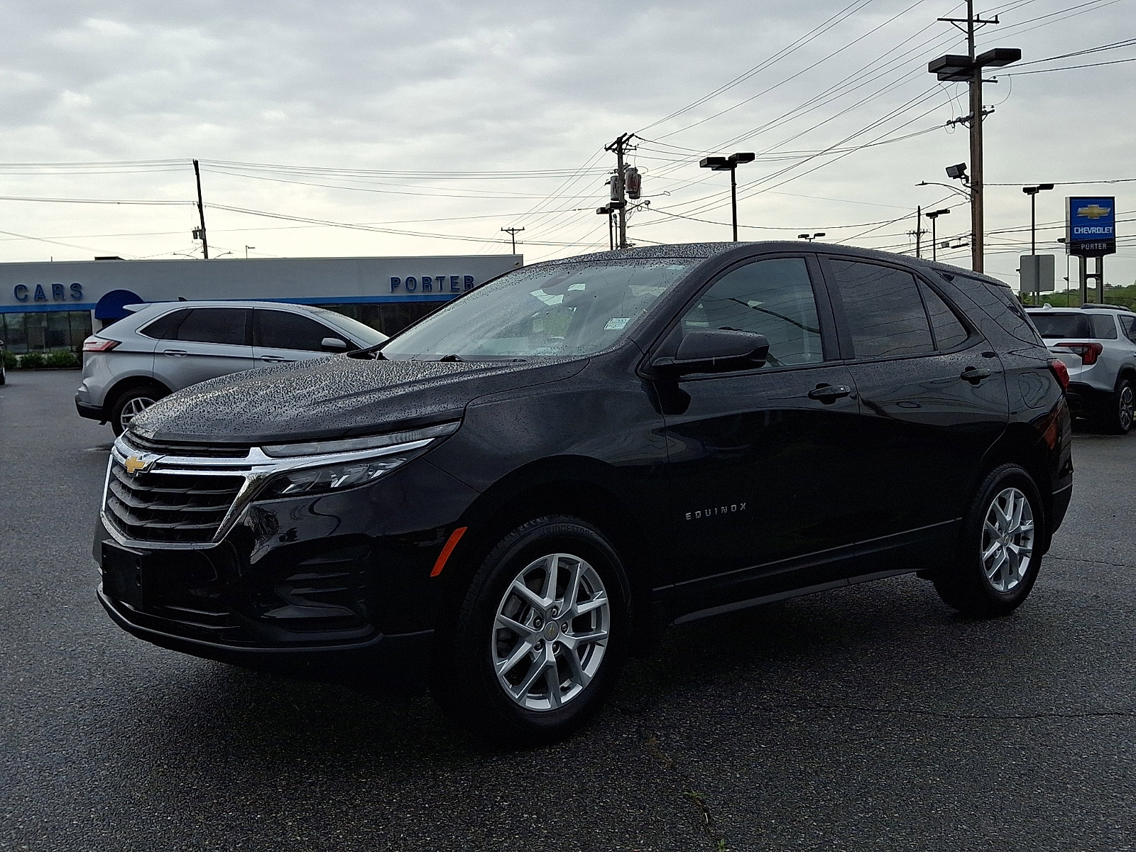 Certified 2024 Chevrolet Equinox LS w/ LS Convenience Package AWD/4WD image 3