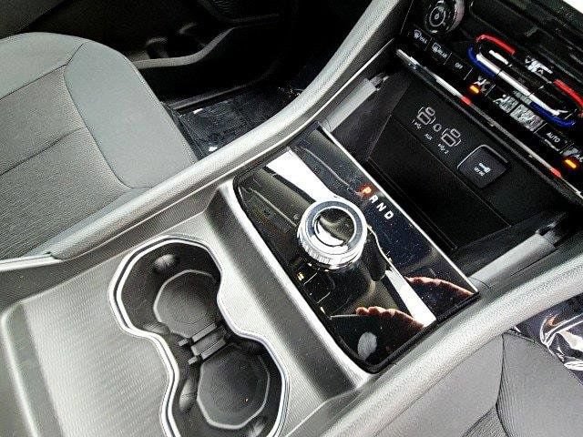 New 2024 Jeep Grand Cherokee L Laredo AWD/4WD image 17