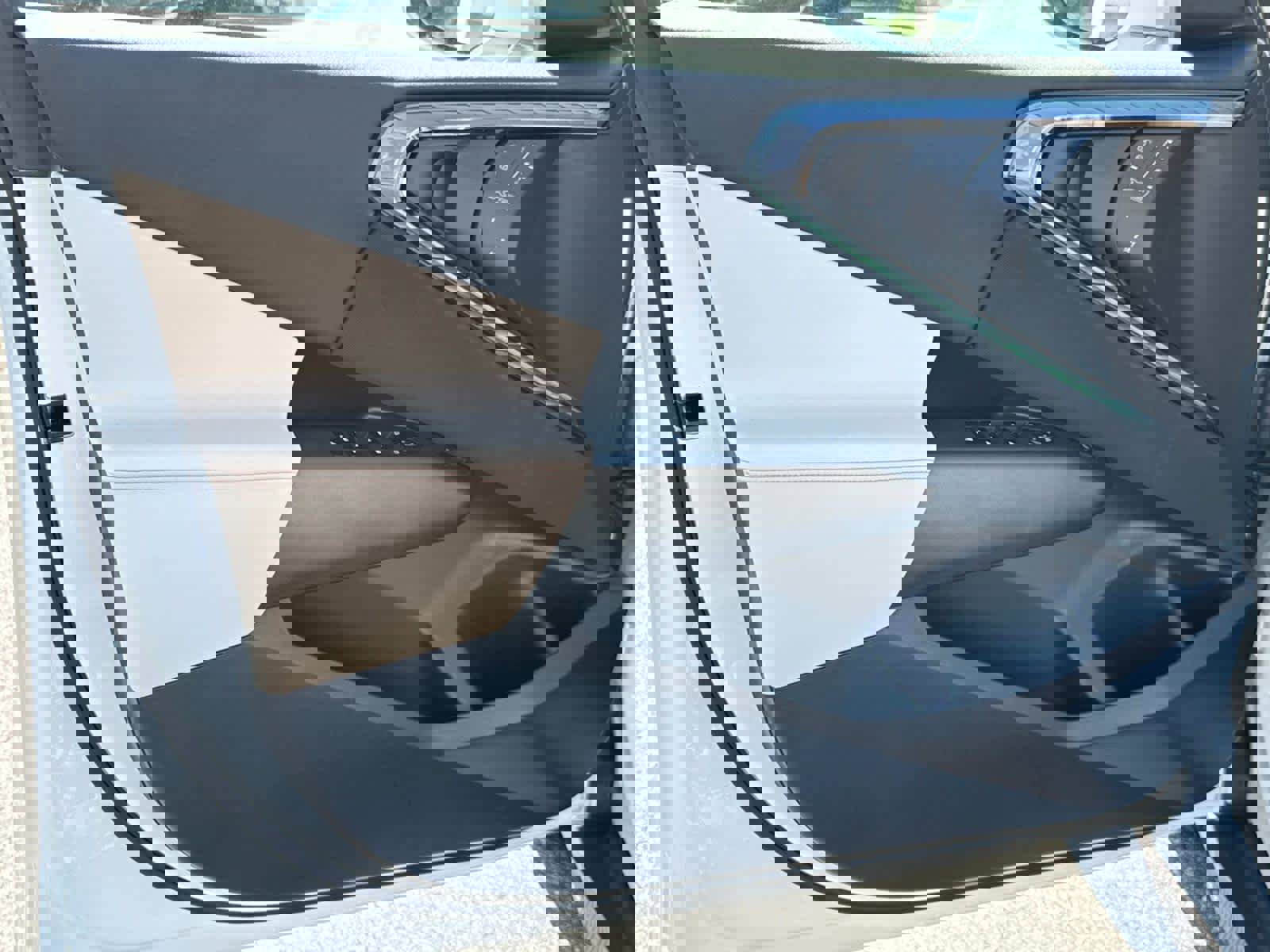 Used 2025 BMW X3 xDrive30i w/ Premium Package image 26