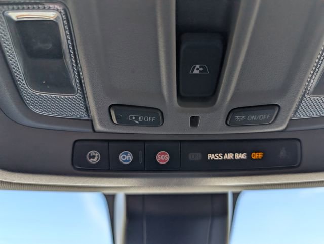 Used 2020 GMC Sierra 3500 Denali AWD/4WD image 17