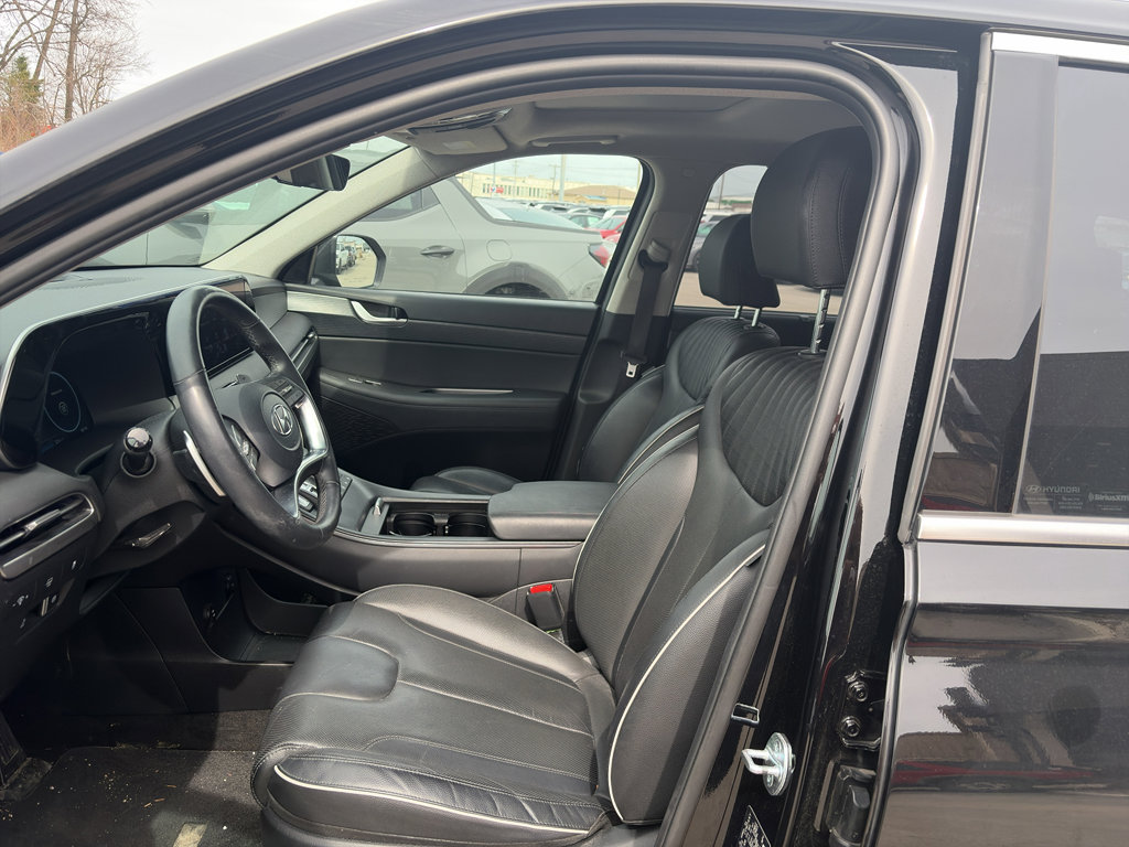 Used 2023 Hyundai Palisade Limited image 10