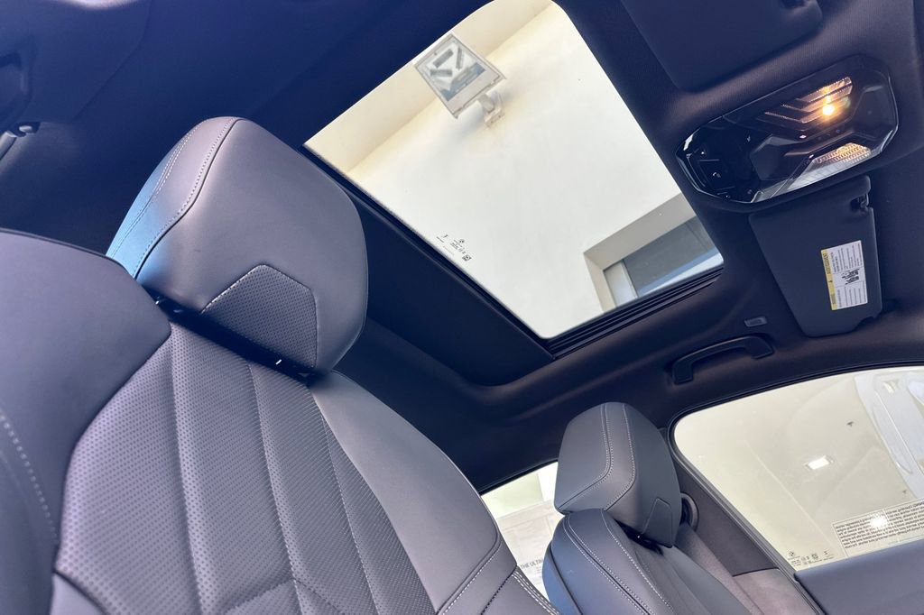 New 2026 BMW 530i RWD image 17