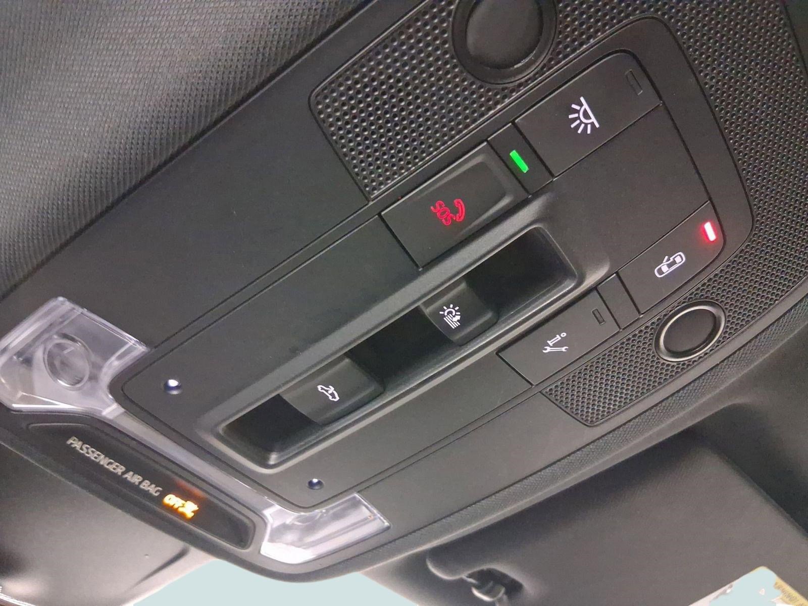 Certified 2025 Audi Q3 2.0T Premium w/ Convenience Package image 17