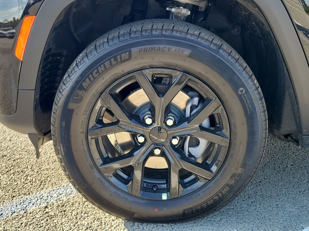 New 2026 Jeep Grand Cherokee Altitude AWD/4WD image 23