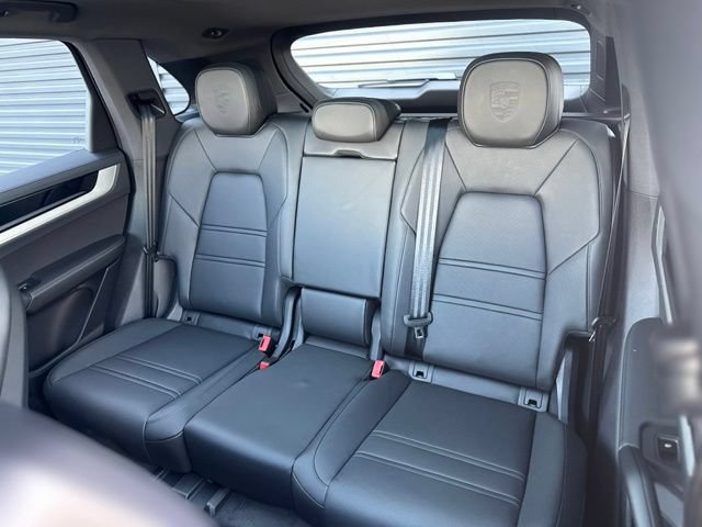New 2026 Porsche Cayenne S AWD/4WD image 34