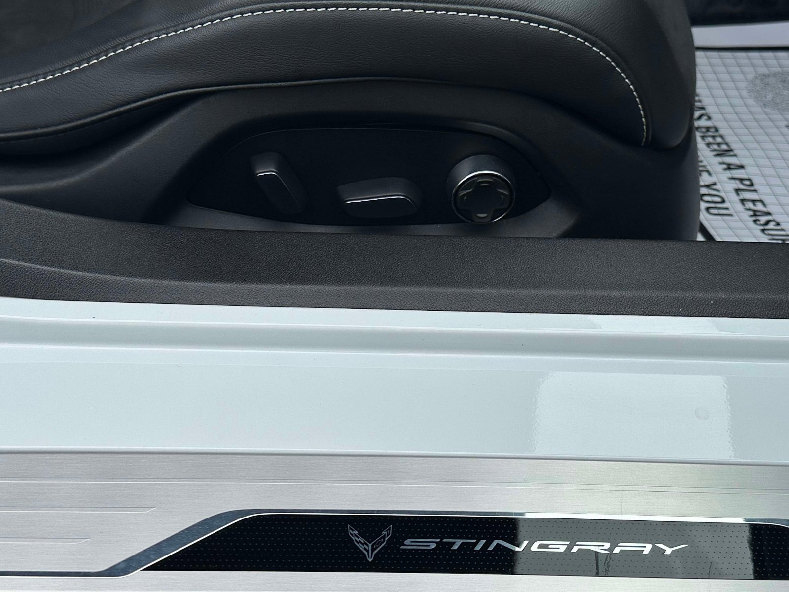 Used 2023 Chevrolet Corvette Stingray Premium Conv w/ Z51 Performance Package image 33