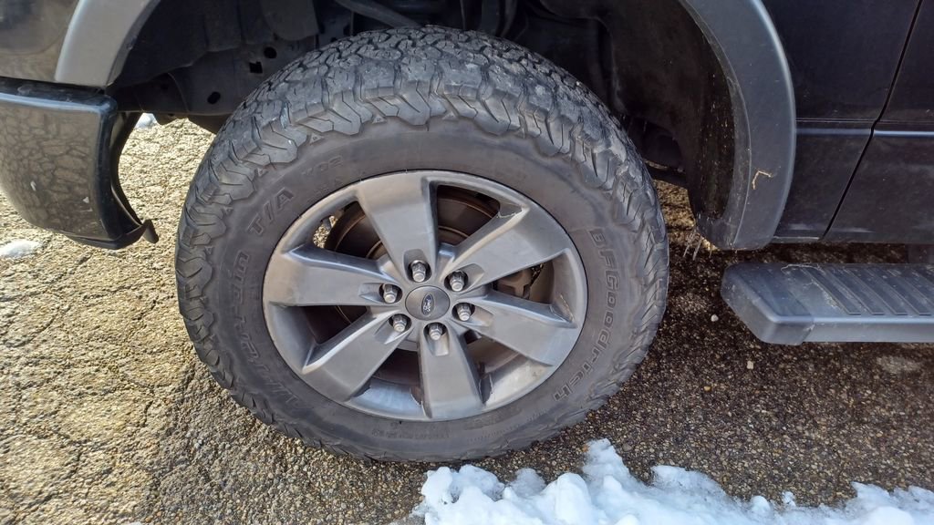 Used 2014 Ford F150 FX4 w/ Equipment Group 402A Luxury image 4