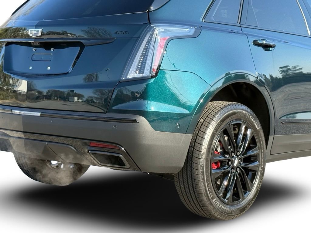 New 2026 Cadillac XT5 Sportv w/ LPO, Onyx Lite Package AWD/4WD image 15