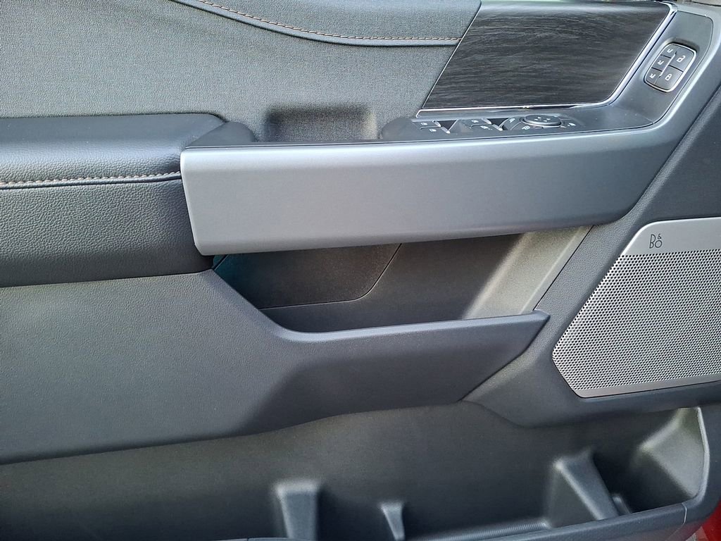 Used 2024 Ford F150 Lariat w/ FX4 Off-Road Package image 8