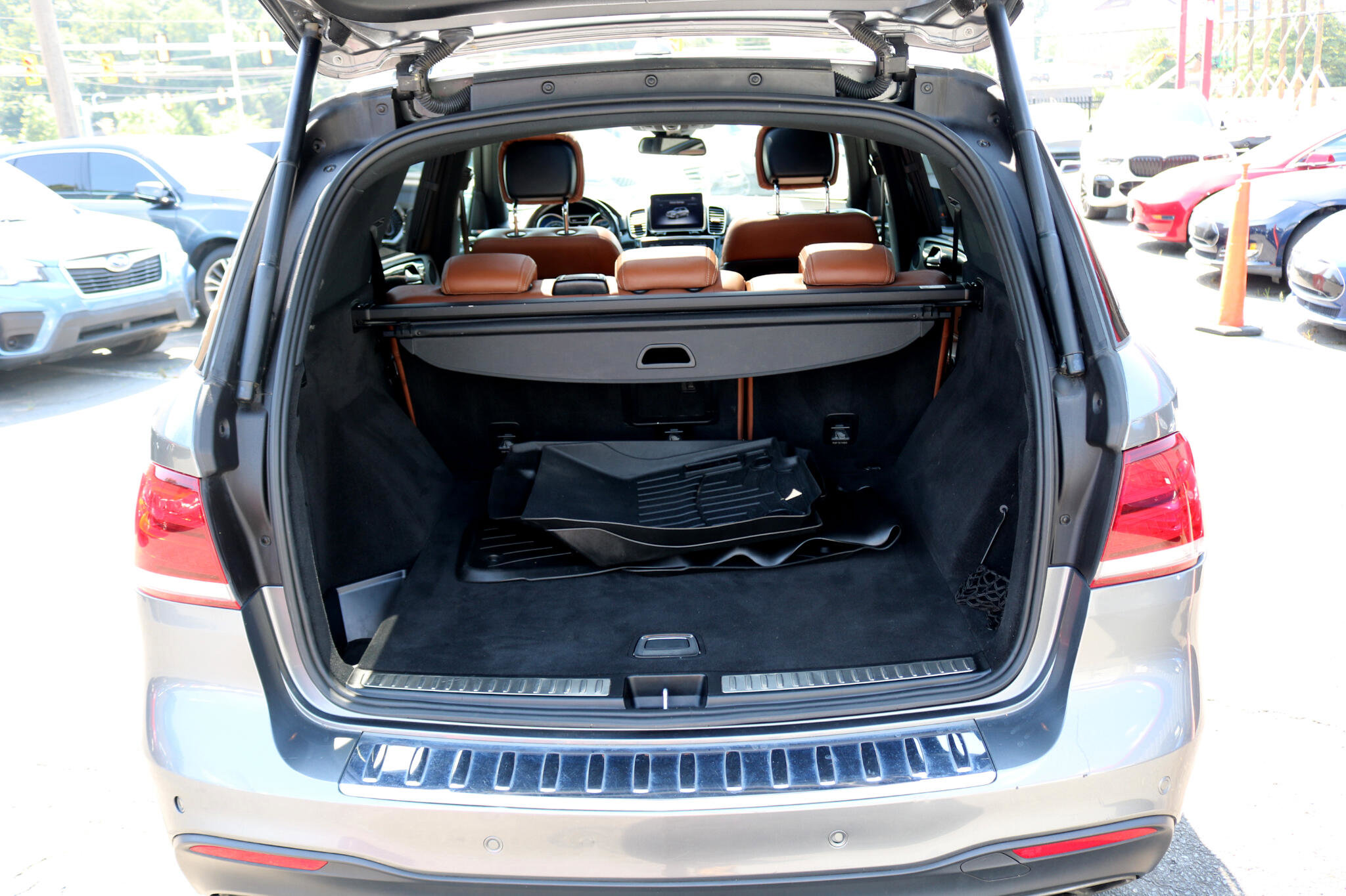 Used 2018 Mercedes-Benz GLE 43 AMG 4MATIC image 30