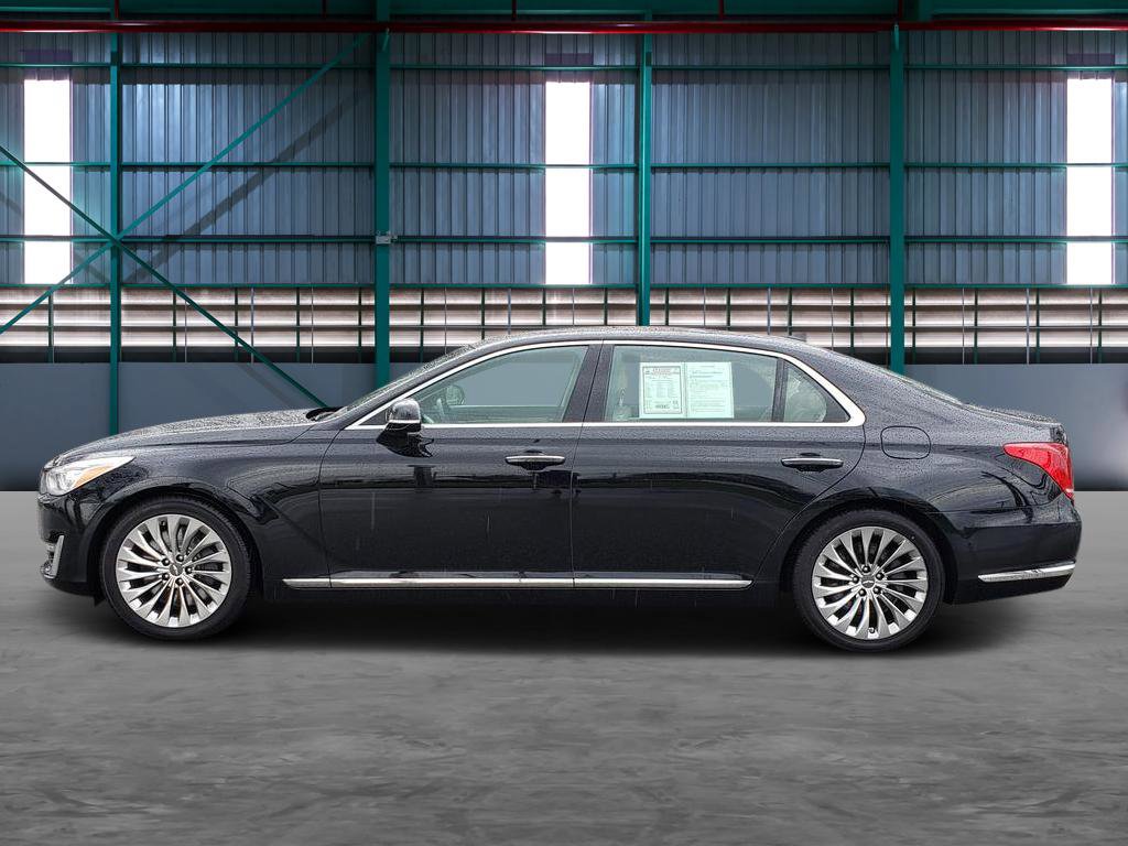 Used 2017 Genesis G90 3.3T Premium image 2