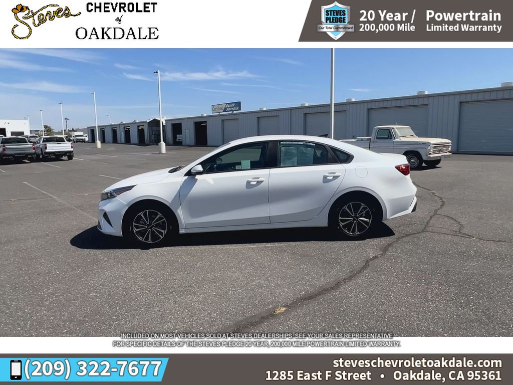 Used 2024 Kia Forte LXS FWD image 7