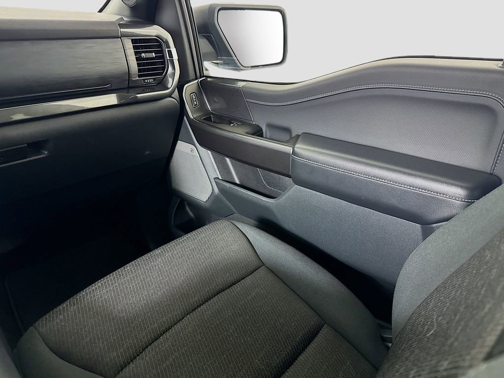 Used 2021 Ford F150 XLT w/ Equipment Group 302A High image 21