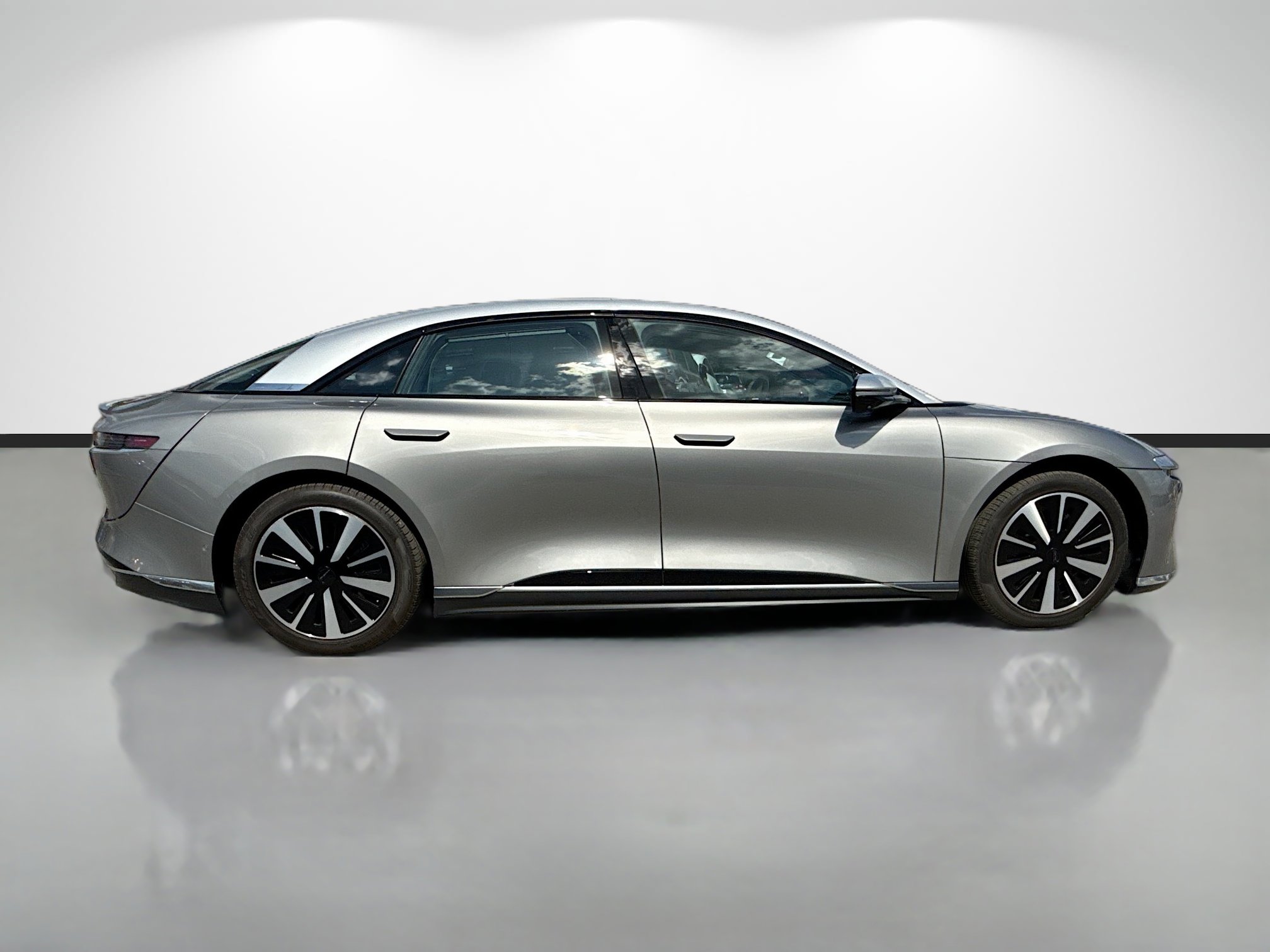 Used 2023 Lucid Air Grand Touring AWD/4WD image 6
