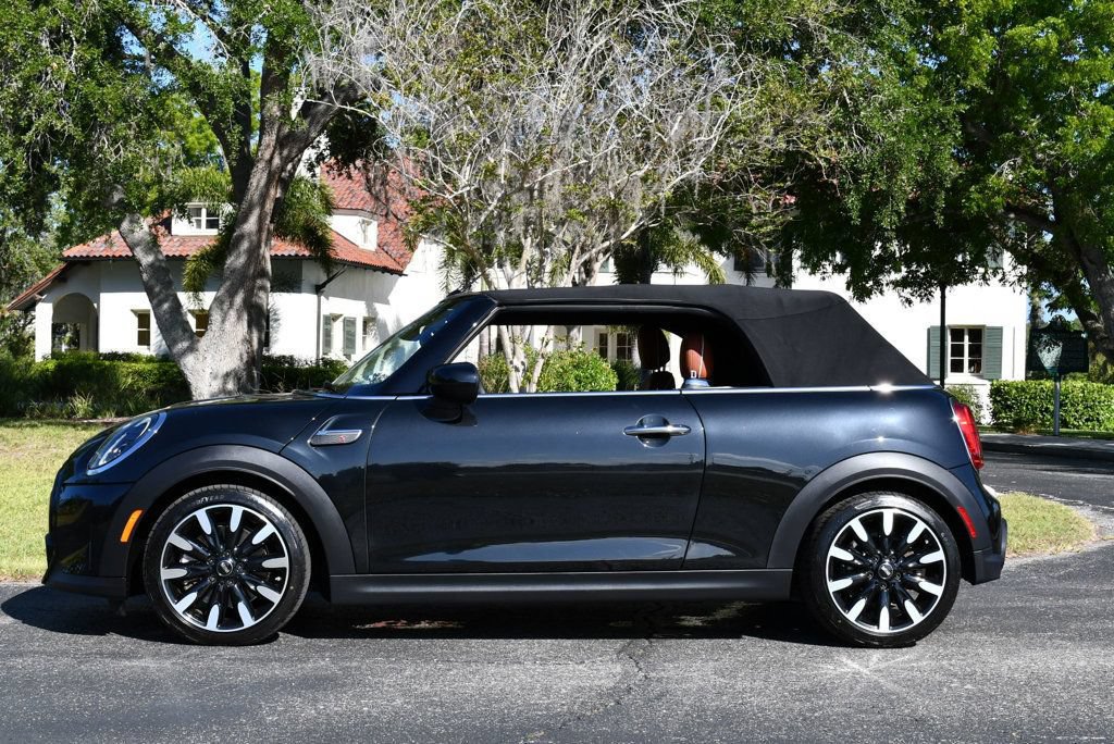 Used 2024 MINI Cooper S w/ Signature Upholstery Package FWD image 34