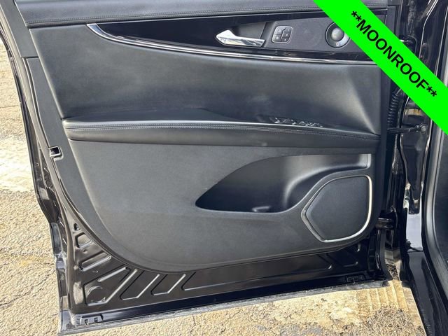 Used 2021 Lincoln Nautilus Reserve image 10