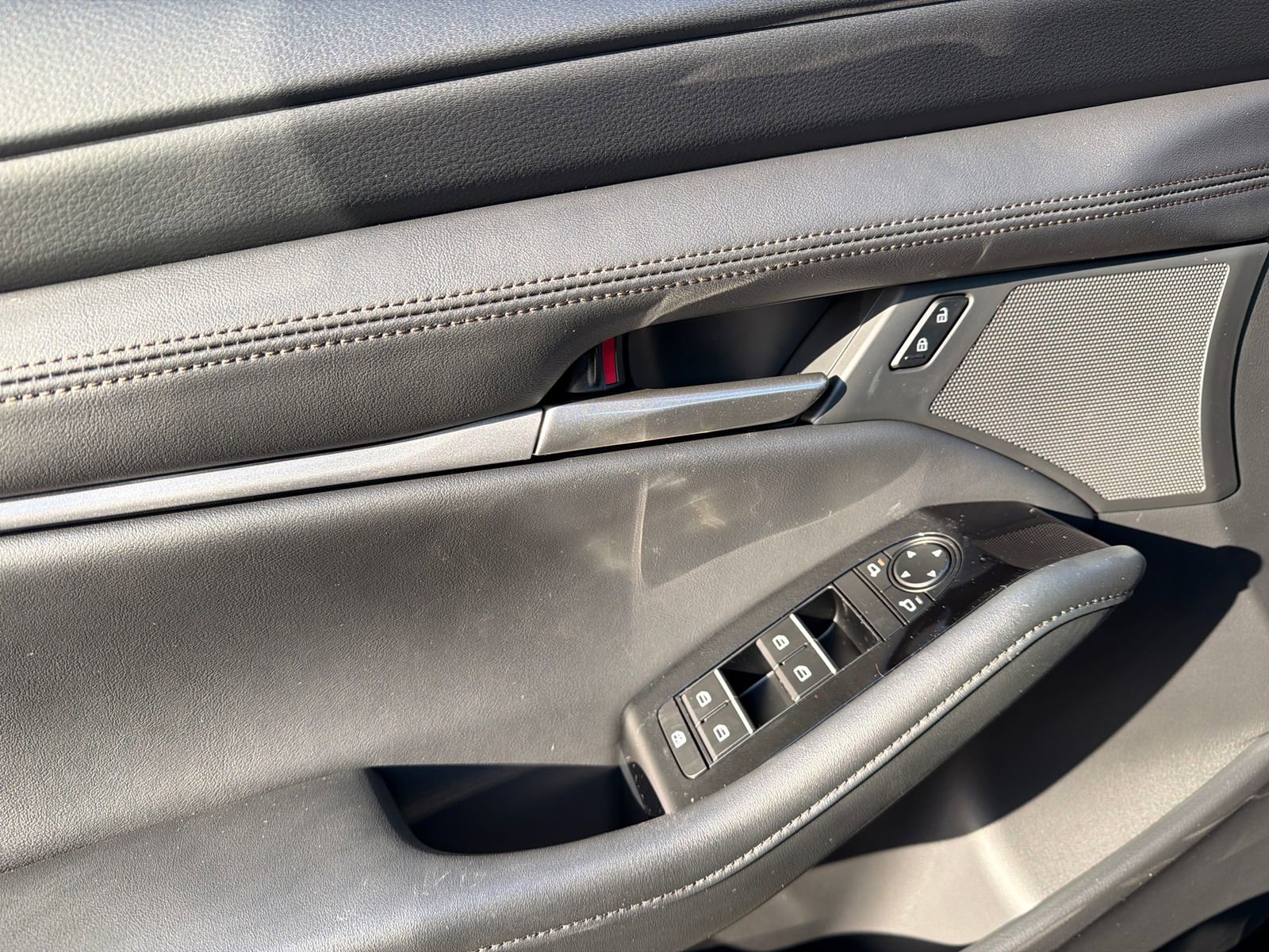 New 2026 MAZDA MAZDA3 2.5 S Sedan w/ Preferred Pkg image 31