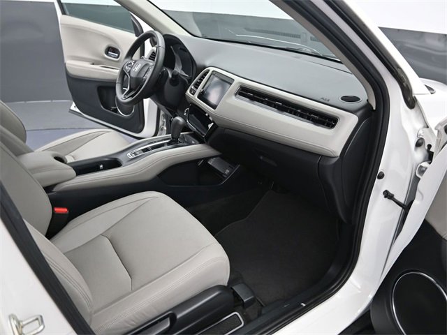 Used 2021 Honda HR-V EX-L image 16